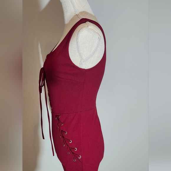 Maroon jumpsuit - Picture 3 of 4